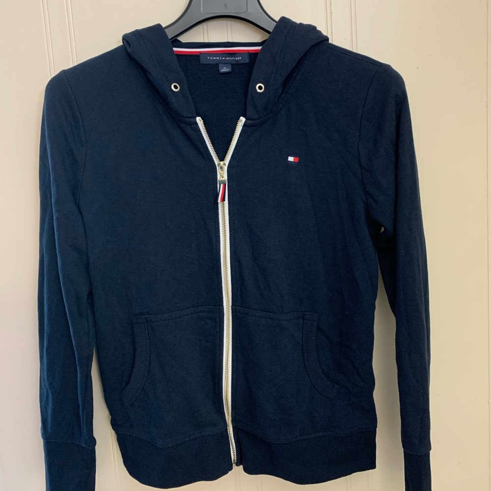 Women navy blue cotton hoodie. Size: medium. USED ONCE. Warm and comfortable.